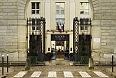 Hotel Le Louis, Versailles entrance